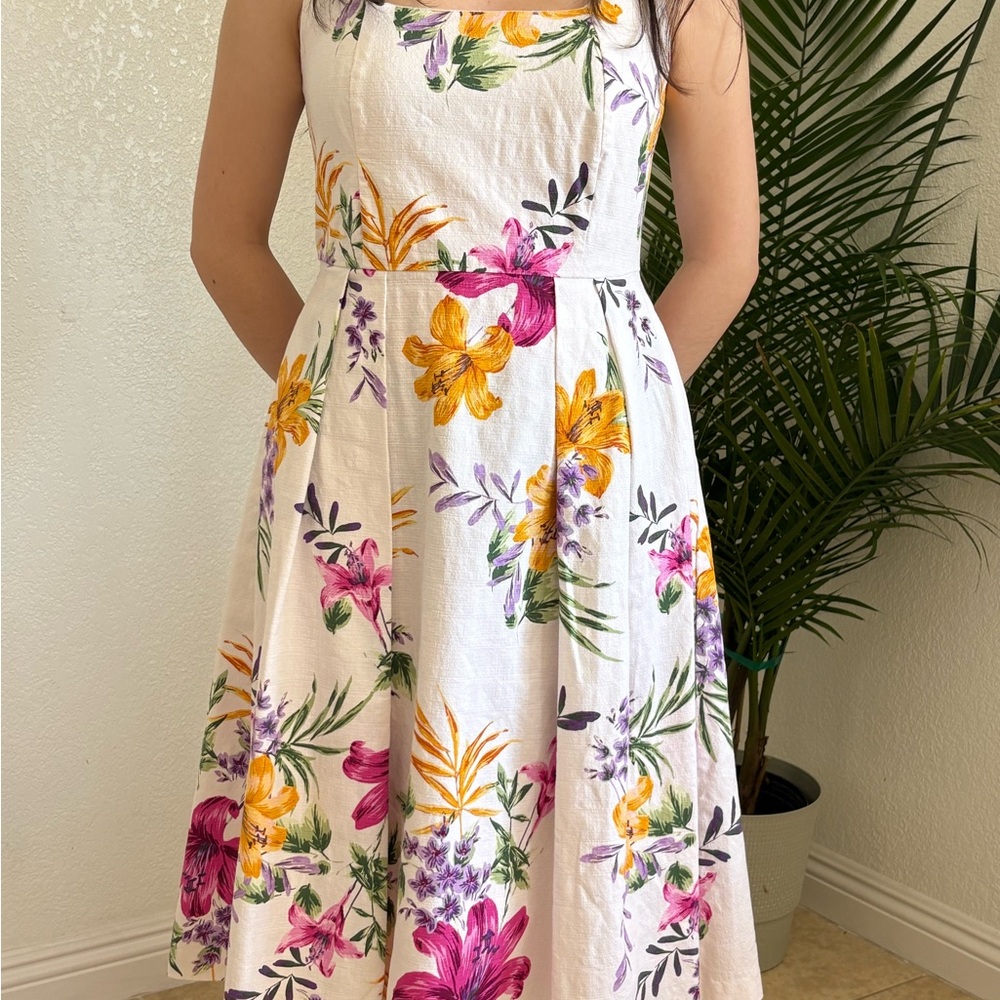 Floral Sleeveless Dress - Multicolor